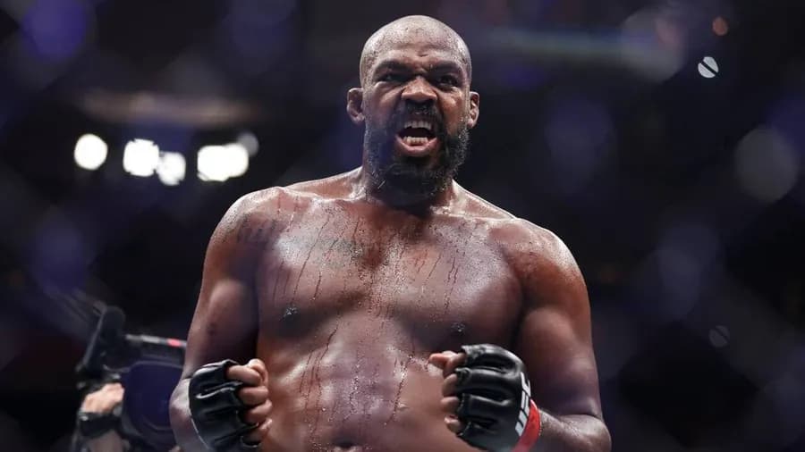 The MMA legend considers a comeback after his official retirement