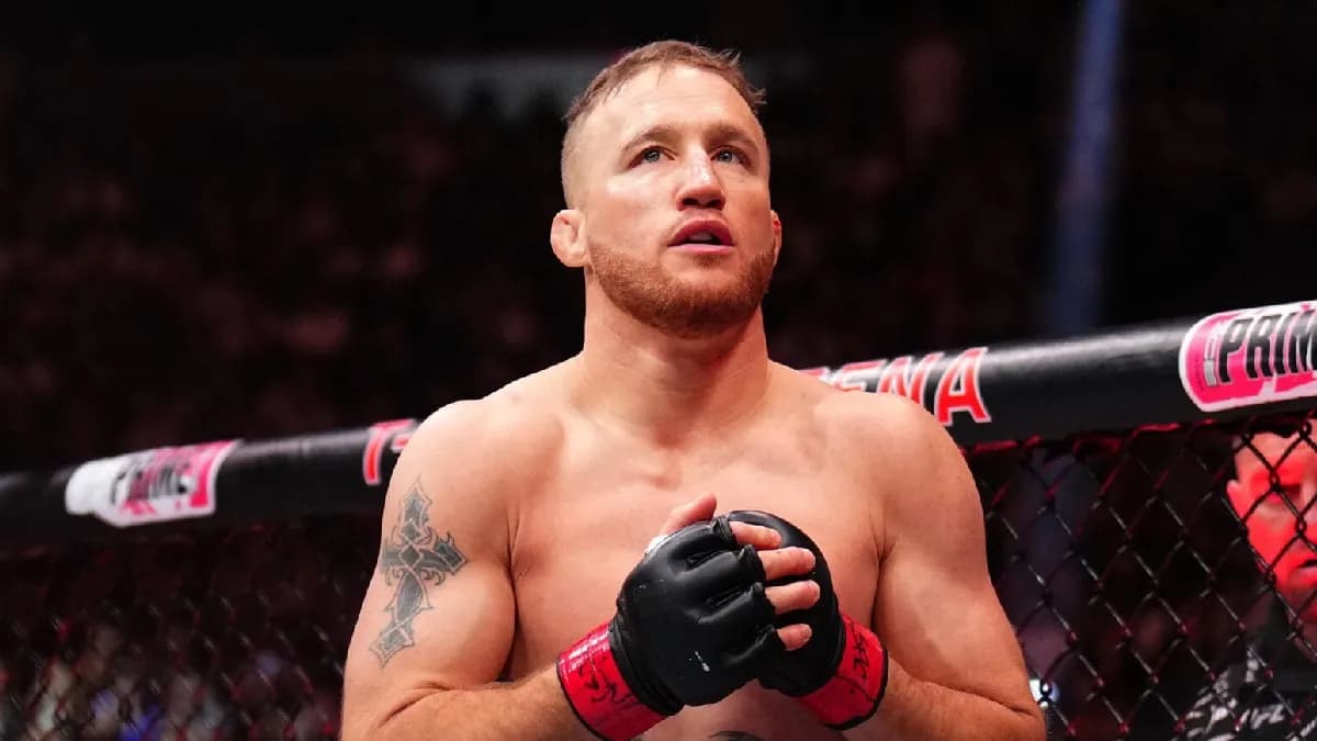 Justin Gaethje suspend son combat : vers un retour en 2027 après blessure aux mains
