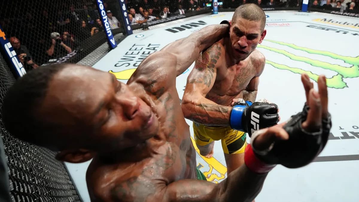 Israel Adesanya: "Fier d'Alexandre Pereira"