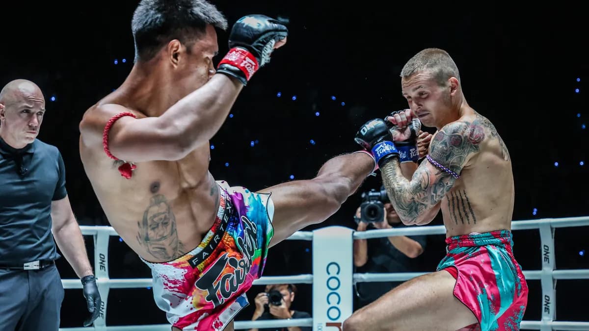 Muay Thai : un duel d’espoirs au Lumpinee pour une première défaite de Panpadej Muay Thai : un duel d’espoirs au Lumpinee pour une première défaite de Panpadej