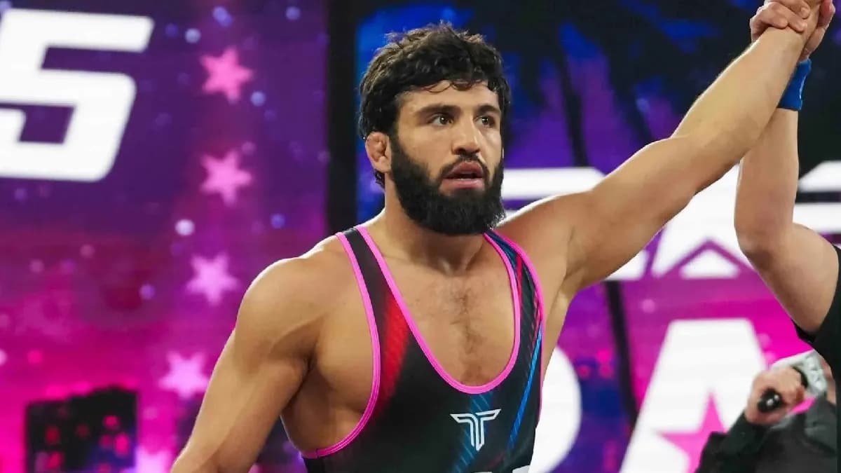 Arman Tsarukyan et Tony Ferguson s’affrontent dans un duel de styles opposés lors de RAF 10, un événement à ne pas manquer au Chaifetz Arena.
