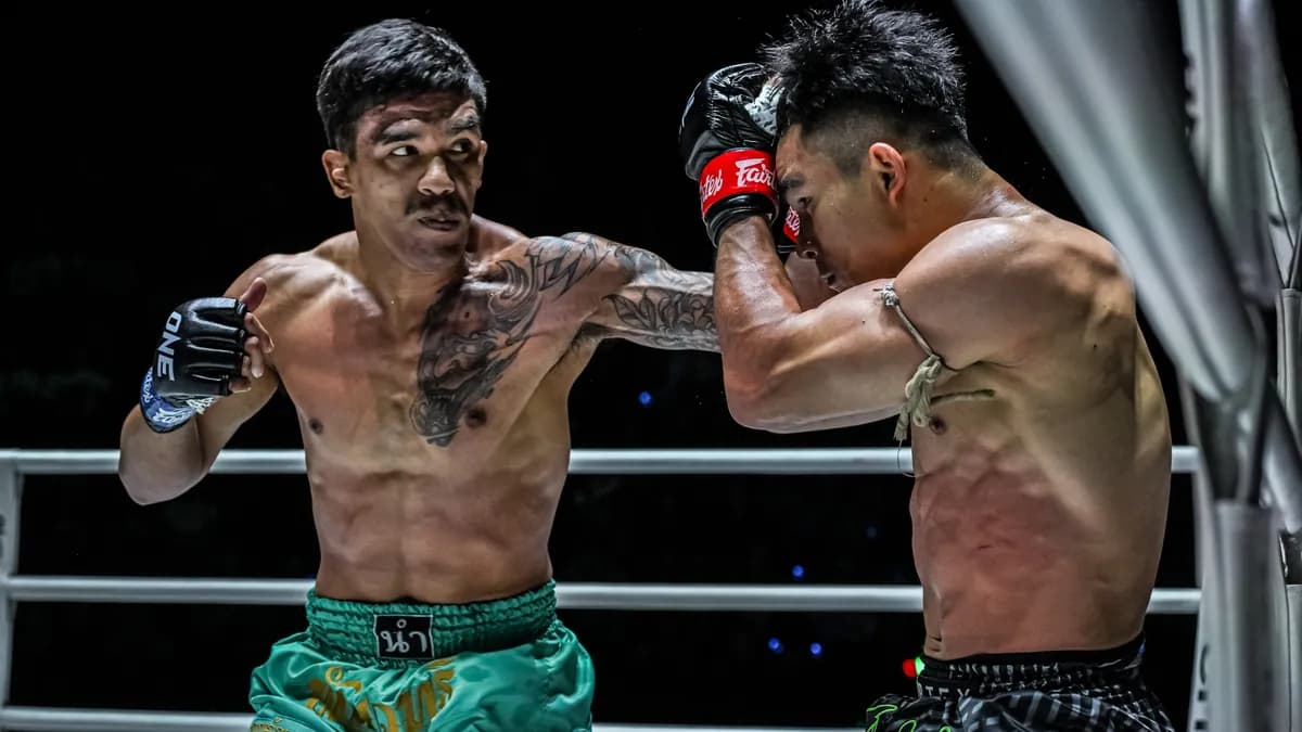 Muay Thaï : Worapon Lukjaoporongtom domine Tom Casse à Bangkok Muay Thaï : Worapon Lukjaoporongtom domine Tom Casse à Bangkok
