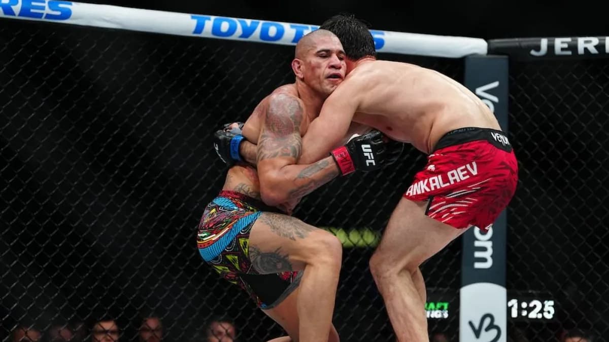 Mauricio Ruffy révèle : Alex "Poatan" Pereira a combattu avec une fracture au tibia à l'UFC 313 – la résilience d'un guerrier blessé