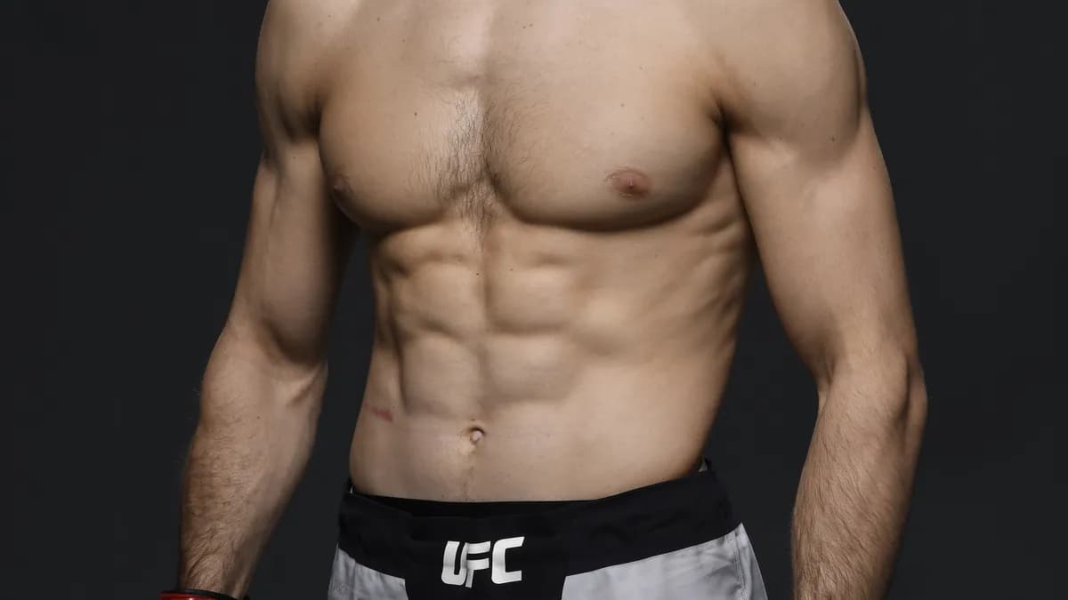 Umar Nurmagomedov : "Il sait exactement ce qui l’attend… et cette fois, je ne le lâcherai pas" Umar Nurmagomedov : "Il sait exactement ce qui l’attend… et cette fois, je ne le lâcherai pas"