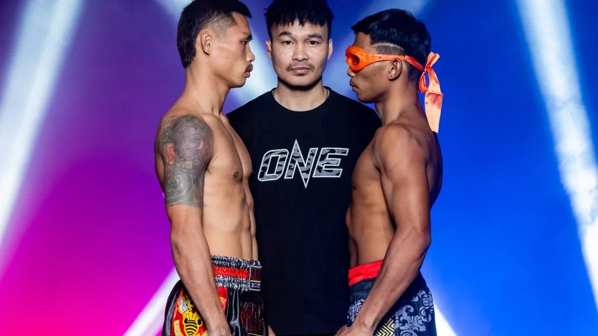 Un duel explosif au Lumpinee Stadium : Rungnarai Kiatmoo9 domine Den Sitnayoktaweeptaphong en poids pailles Un duel explosif au Lumpinee Stadium : Rungnarai Kiatmoo9 domine Den Sitnayoktaweeptaphong en poids pailles