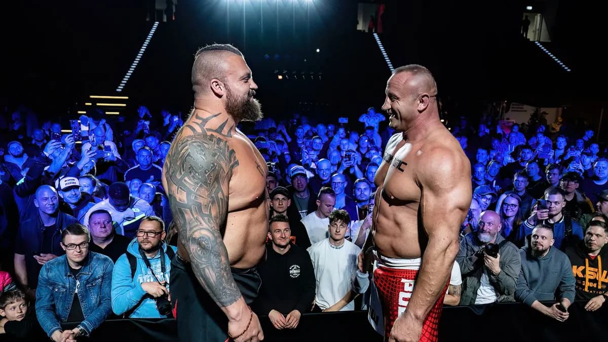 Duel explosif : Fury affronte Hall en choc de poids lourds extrême Duel explosif : Fury affronte Hall en choc de poids lourds extrême