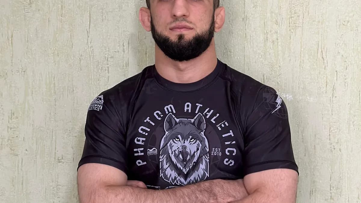 Dzhihad Yunusov, combattant tchétchène de MMA, tombe au combat en Ukraine le 3 juillet 2026