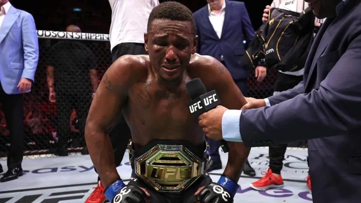 Jamahal Hill : Une blessure au genou qui menace son retour au sommet de l'UFC