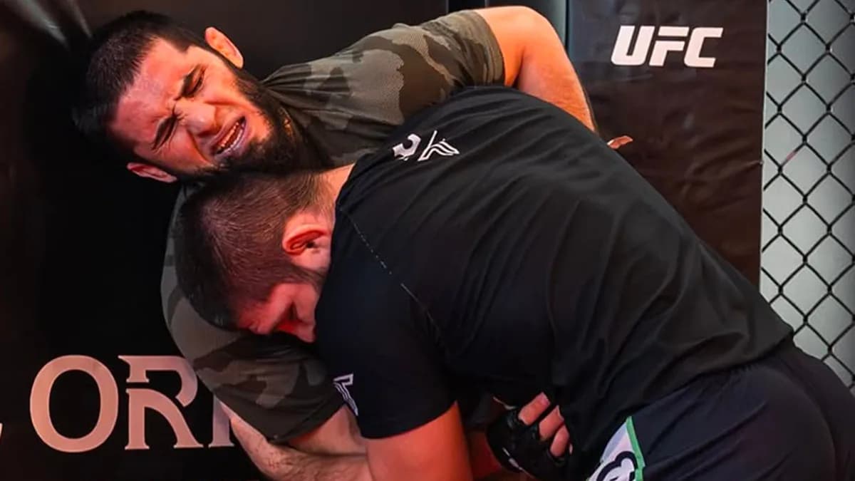 Usman Nurmagomedov Reveals Makhachev’s Trick: Garry as the Key Model for UFC 330 Usman Nurmagomedov Reveals Makhachev’s Trick: Garry as the Key Model for UFC 330