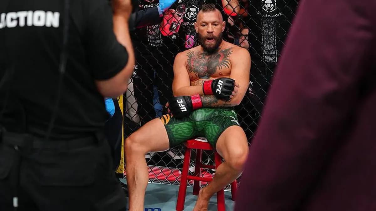 Conor McGregor and Dustin Holloway clash in a highly anticipated fight, but a knee injury could change everything. Conor McGregor and Dustin Holloway clash in a highly anticipated fight, but a knee injury could change everything.