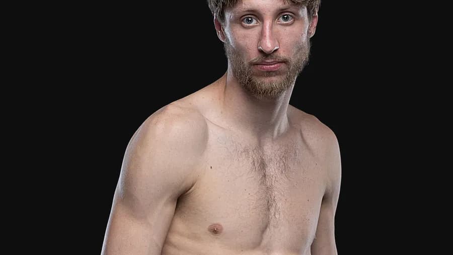 Lessi crushes his opponent with surgical precision and tactical mastery Lessi crushes his opponent with surgical precision and tactical mastery
