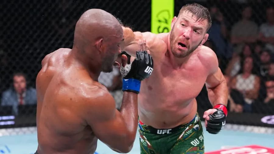 The South African asserts technical dominance over the American in the UFC 300 main event The South African asserts technical dominance over the American in the UFC 300 main event