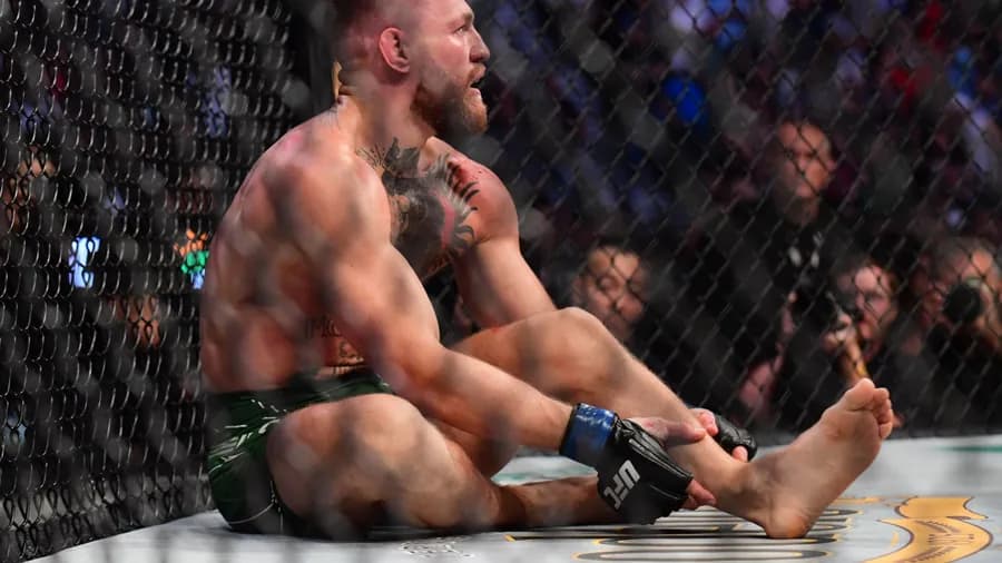 Conor McGregor’s latest fight in doubt after serious knee injury Conor McGregor’s latest fight in doubt after serious knee injury