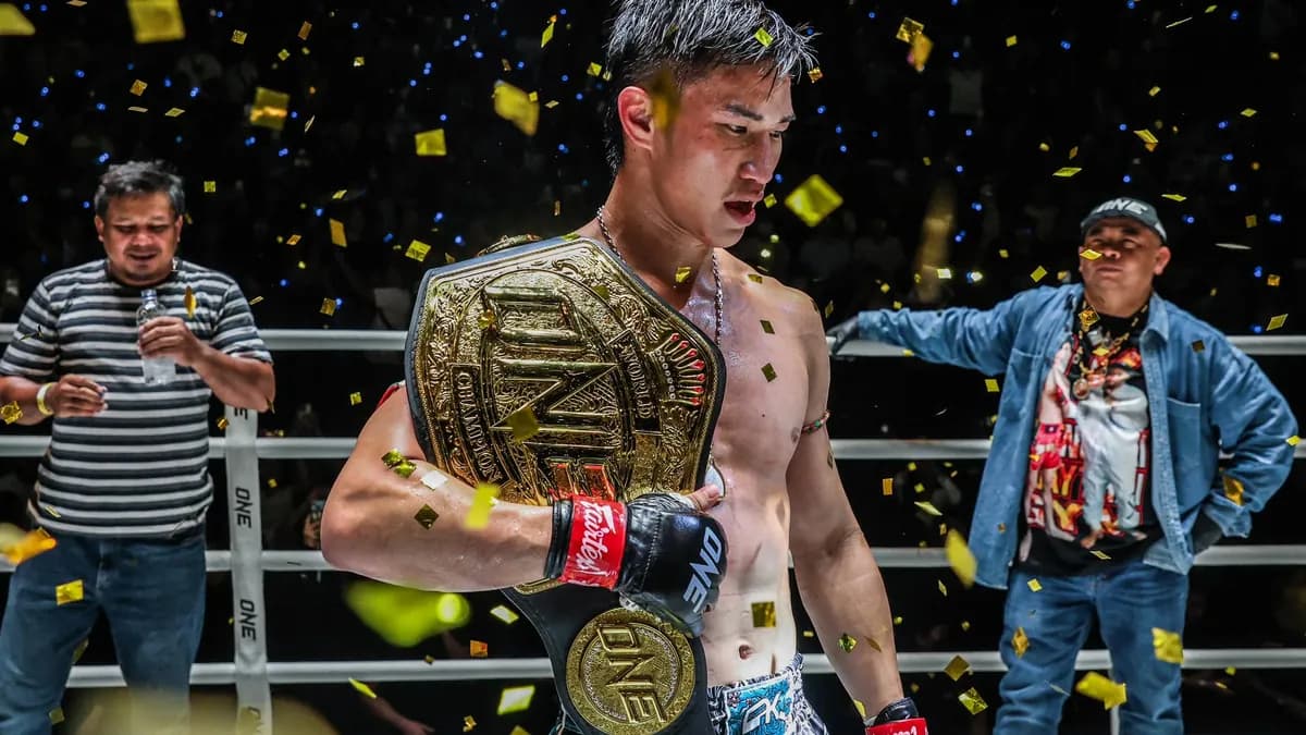 PK Saenchai libère la voie pour un Muay Thai renaissant PK Saenchai libère la voie pour un Muay Thai renaissant