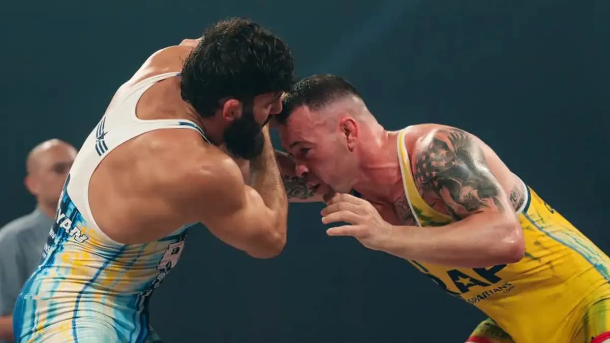 Duel explosif en MMA : Covington écrase Tsarukyan malgré son talent exceptionnel Duel explosif en MMA : Covington écrase Tsarukyan malgré son talent exceptionnel