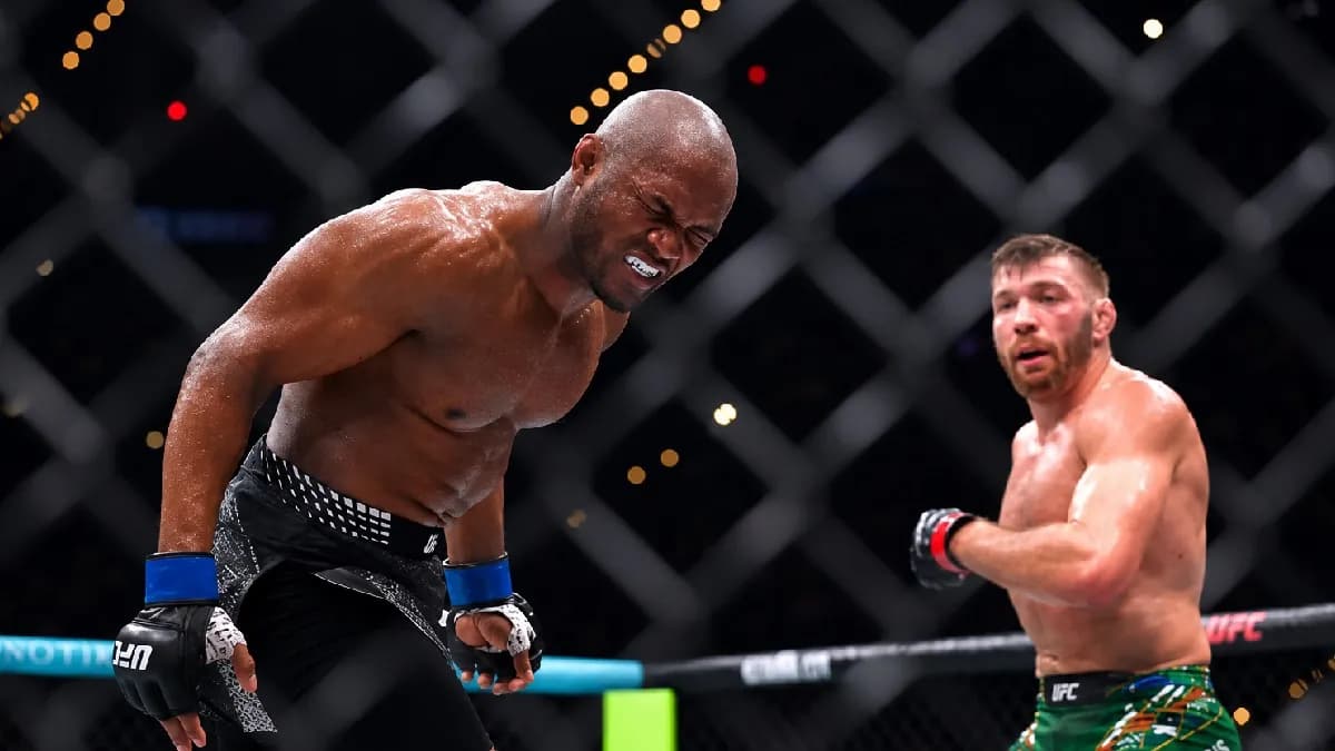 L’UFC à un carrefour : l’ancien roi des poids mi-moyens Usman confronté à un choix crucial après un revers cinglant L’UFC à un carrefour : l’ancien roi des poids mi-moyens Usman confronté à un choix crucial après un revers cinglant