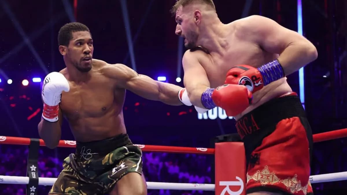 Duel explosif à l’UFC : Joshua renverse Prenga après deux knockdowns en ouverture Duel explosif à l’UFC : Joshua renverse Prenga après deux knockdowns en ouverture