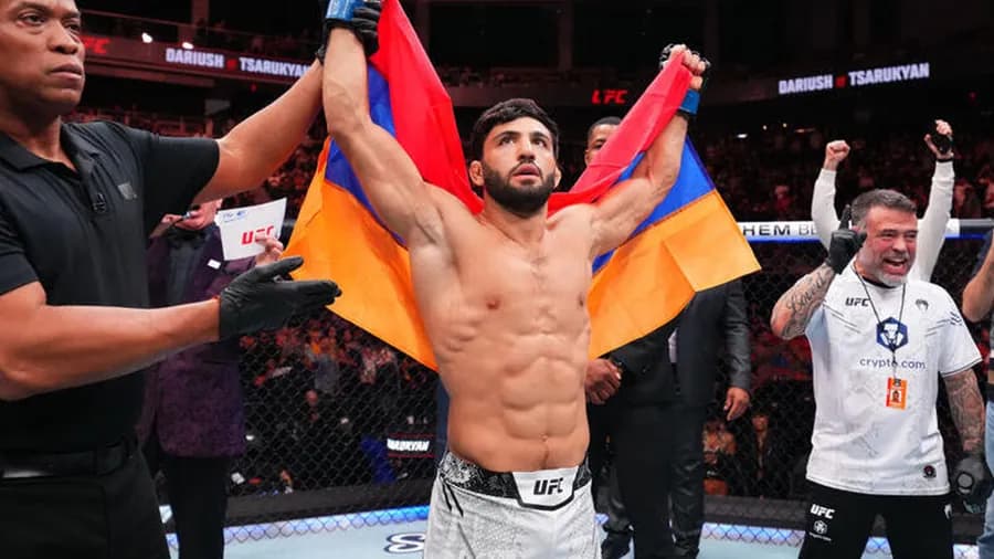 The unprecedented clash between the UFC’s world number one and India’s fitness star—an unmissable event! The unprecedented clash between the UFC’s world number one and India’s fitness star—an unmissable event!