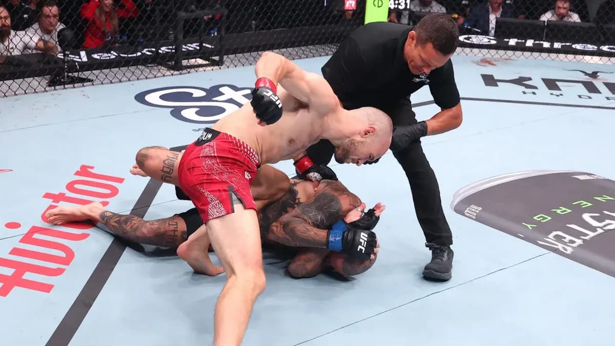 Le vétéran polonais de 43 ans cloue le dernier round de sa carrière après un KO surprise face au Néo-Zélandais Navajo Stirling Le vétéran polonais de 43 ans cloue le dernier round de sa carrière après un KO surprise face au Néo-Zélandais Navajo Stirling