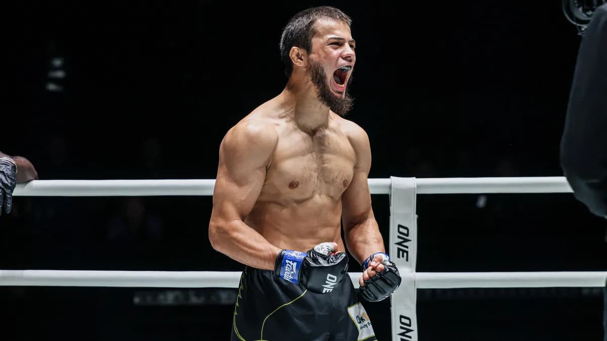 Duel légendaire : Superlek affronte Dayakaev pour une revanche décisive en ONE Championship Duel légendaire : Superlek affronte Dayakaev pour une revanche décisive en ONE Championship