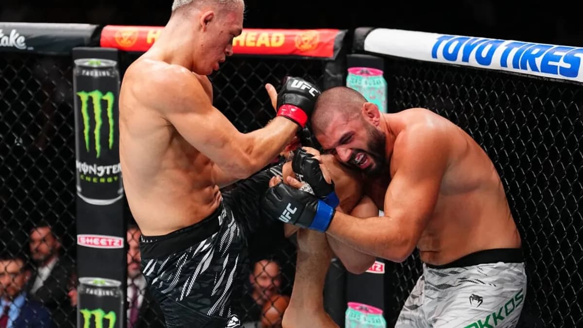 Stirling frappe fort : Le Néo-Zélandais écrase Jan Blachowicz et s’impose dans l’UFC mi-lourds Stirling frappe fort : Le Néo-Zélandais écrase Jan Blachowicz et s’impose dans l’UFC mi-lourds