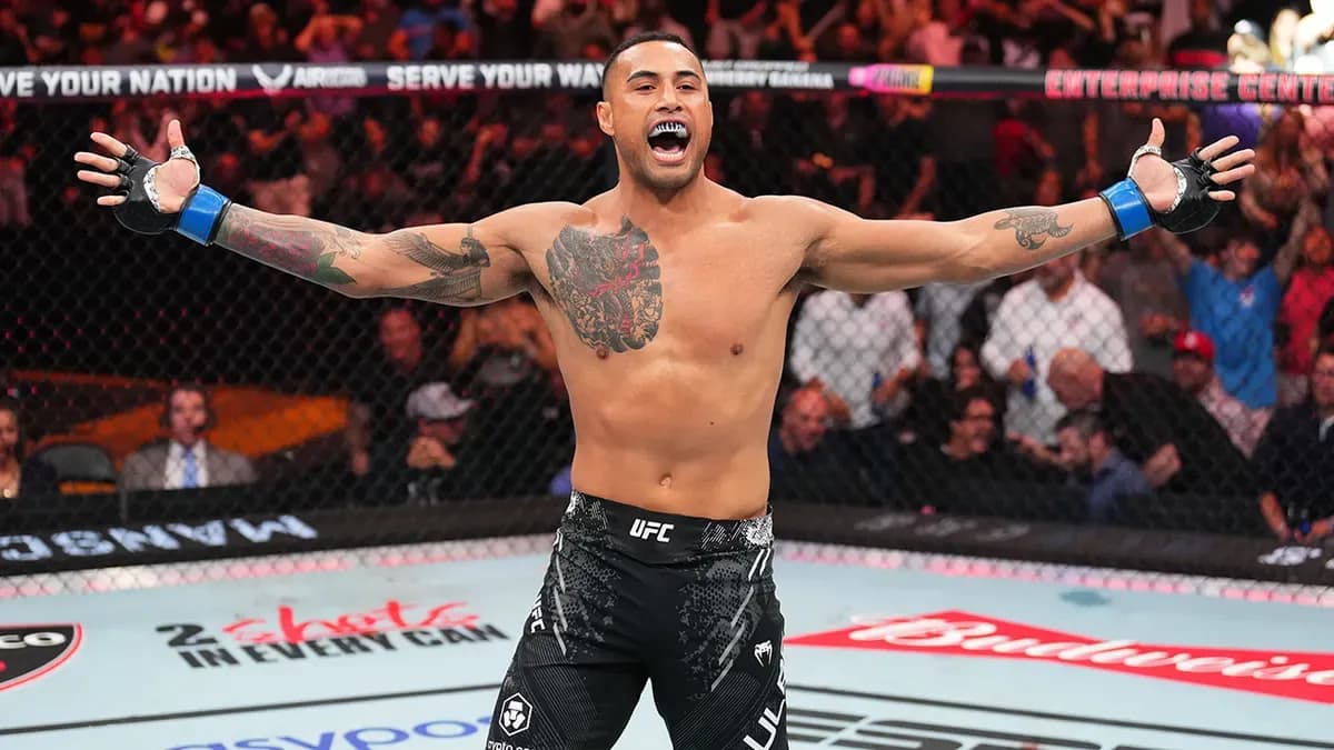 Carlos Ulberg défie l'UFC : "Pereira vs Procházka 3 ? Non, c'est MON heure !"