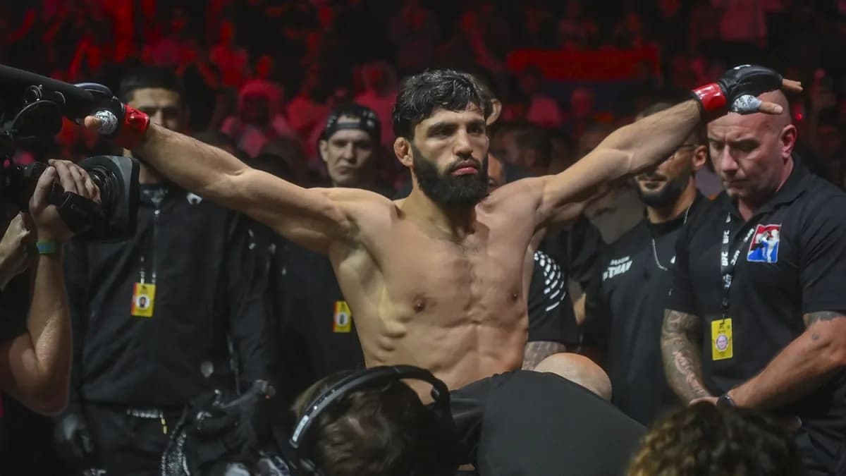 De Oliveira à Ruiz : comment Tsarukyan a pivoté vers la lutte pour dompter son nouvel adversaire De Oliveira à Ruiz : comment Tsarukyan a pivoté vers la lutte pour dompter son nouvel adversaire