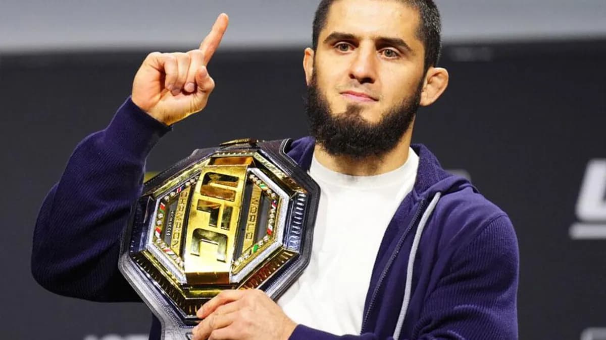 Islam Makhachev : Transition en force, légendaire légers face à un nouveau défi physique Islam Makhachev : Transition en force, légendaire légers face à un nouveau défi physique