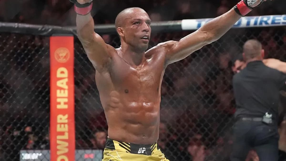 Légende brésilienne de l’UFC : Barboza tire sa révérence après un combat poignant à l’UFC 330 Légende brésilienne de l’UFC : Barboza tire sa révérence après un combat poignant à l’UFC 330