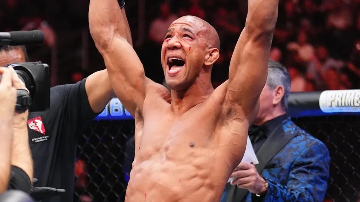 With $340,000, Gregory "Robocop" Rodrigues shatters the Brazilian UFC earnings record With $340,000, Gregory "Robocop" Rodrigues shatters the Brazilian UFC earnings record