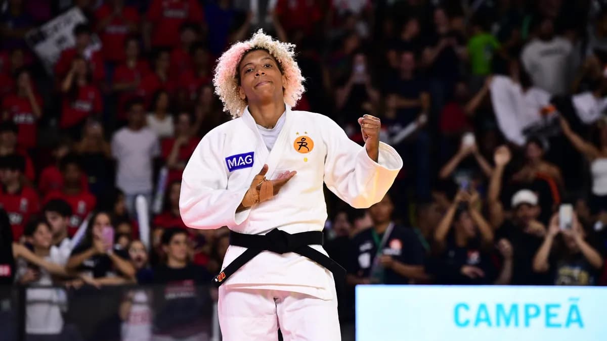 La championne olympique brésilienne Rafaela Silva impose sa loi face à la vice-championne du monde Prisca Awiti dans un duel sans appel. La championne olympique brésilienne Rafaela Silva impose sa loi face à la vice-championne du monde Prisca Awiti dans un duel sans appel.