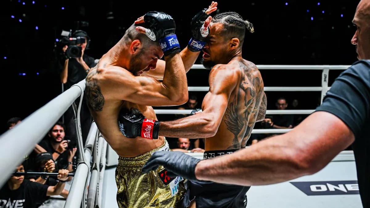 Muay Thai légers : l’affrontement explosif entre Eersel et Jarvis pour le titre mondial ONE Muay Thai légers : l’affrontement explosif entre Eersel et Jarvis pour le titre mondial ONE