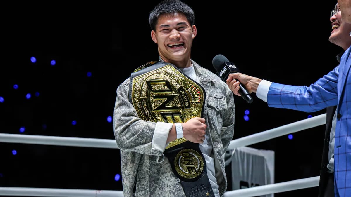 Duel explosif : Har Ling Om tente de briser la série de 41 victoires de Nadaka ce samedi à Yokohama Duel explosif : Har Ling Om tente de briser la série de 41 victoires de Nadaka ce samedi à Yokohama