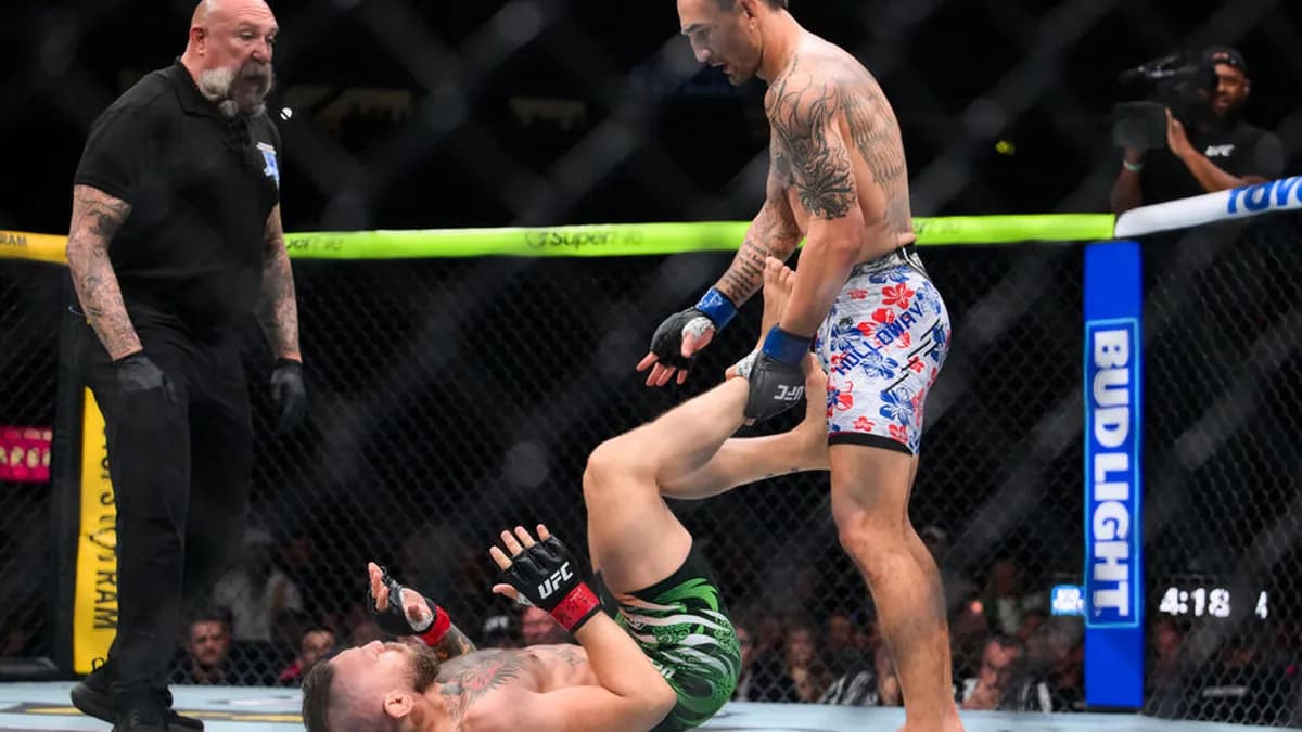 Retour brisé : McGregor accuse Holloway d'avoir précipité l'arrêt de leur combat à l'UFC 329 Retour brisé : McGregor accuse Holloway d'avoir précipité l'arrêt de leur combat à l'UFC 329