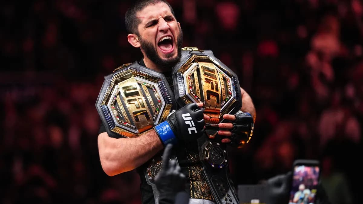 Le champion russe dresse un classement des prétendants à sa ceinture après sa victoire contre Ian Machado Garry à l'UFC 330. Le champion russe dresse un classement des prétendants à sa ceinture après sa victoire contre Ian Machado Garry à l'UFC 330.