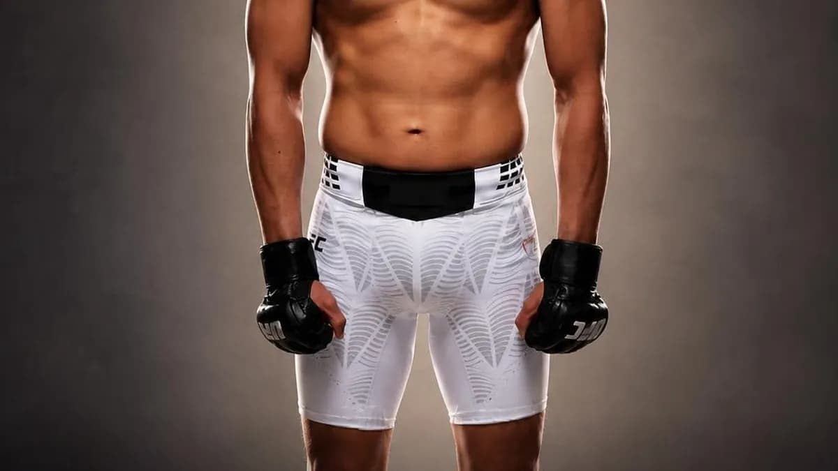 Adrian Yanez challenges Juan Diaz in a technical bantamweight showdown at Madison Square Garden Adrian Yanez challenges Juan Diaz in a technical bantamweight showdown at Madison Square Garden
