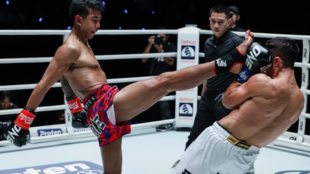 Un duel tactique au Lumpinee Stadium scelle la domination du Thaïlandais par décision unanime Un duel tactique au Lumpinee Stadium scelle la domination du Thaïlandais par décision unanime