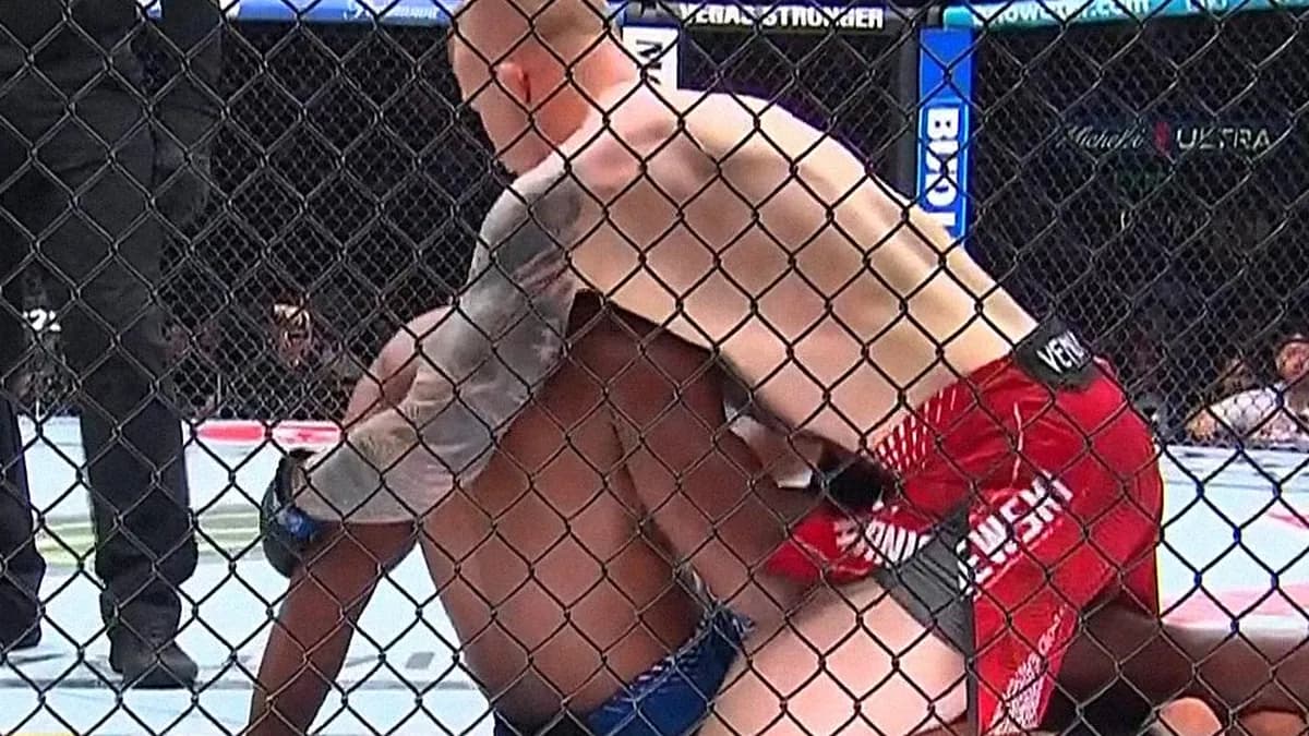 Menifield triumphs despite an open thumb fracture in an epic UFC 331 bout Menifield triumphs despite an open thumb fracture in an epic UFC 331 bout