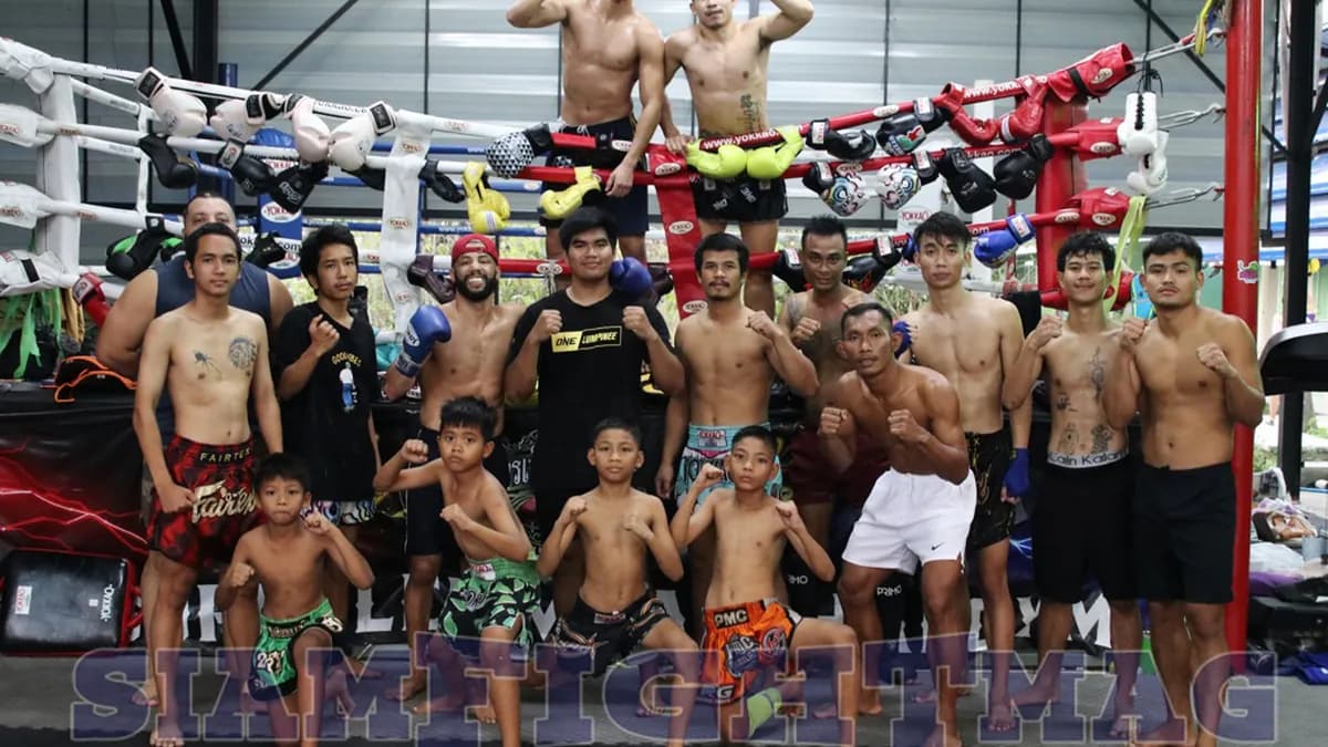 The Thai champion vacates his ONE world title after a serious right knee injury The Thai champion vacates his ONE world title after a serious right knee injury