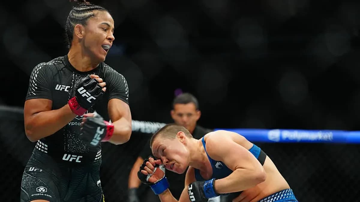 Natália Silva makes history by delivering Brazil its first UFC women’s bantamweight title after a dominant victory over Wang Cong Natália Silva makes history by delivering Brazil its first UFC women’s bantamweight title after a dominant victory over Wang Cong