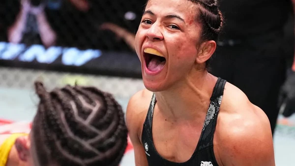 At just 29 years old, Brazilian Natalia Silva crushes the UFC flyweight division and enters women’s MMA history At just 29 years old, Brazilian Natalia Silva crushes the UFC flyweight division and enters women’s MMA history