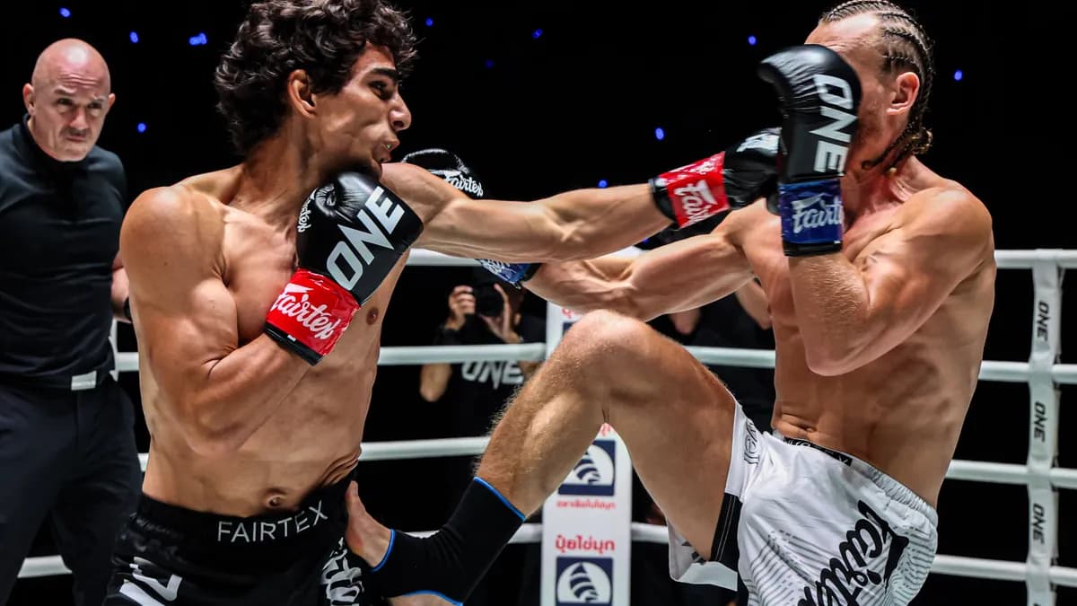 À 21 ans, le Russe invaincu écrase ses adversaires en moins de 2 minutes : son KO contre Ben Woolliss en 1 minute 24 résume son ascension fulgurante À 21 ans, le Russe invaincu écrase ses adversaires en moins de 2 minutes : son KO contre Ben Woolliss en 1 minute 24 résume son ascension fulgurante