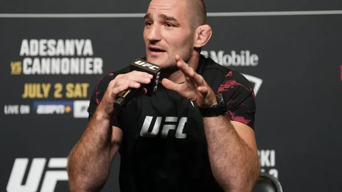 Strickland critique la politique salariale de l’UFC : boxe ou départ ? Strickland critique la politique salariale de l’UFC : boxe ou départ ?