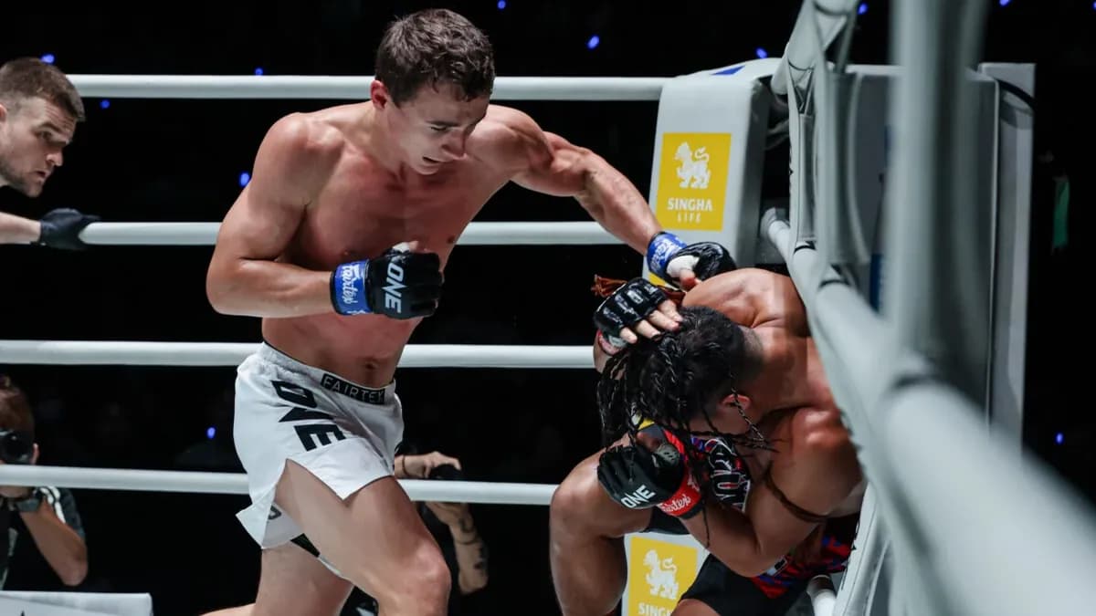 Le prodige russe de 19 ans domine le vétéran thaïlandais à Bangkok et confirme son statut de futur star du Muay Thai Le prodige russe de 19 ans domine le vétéran thaïlandais à Bangkok et confirme son statut de futur star du Muay Thai