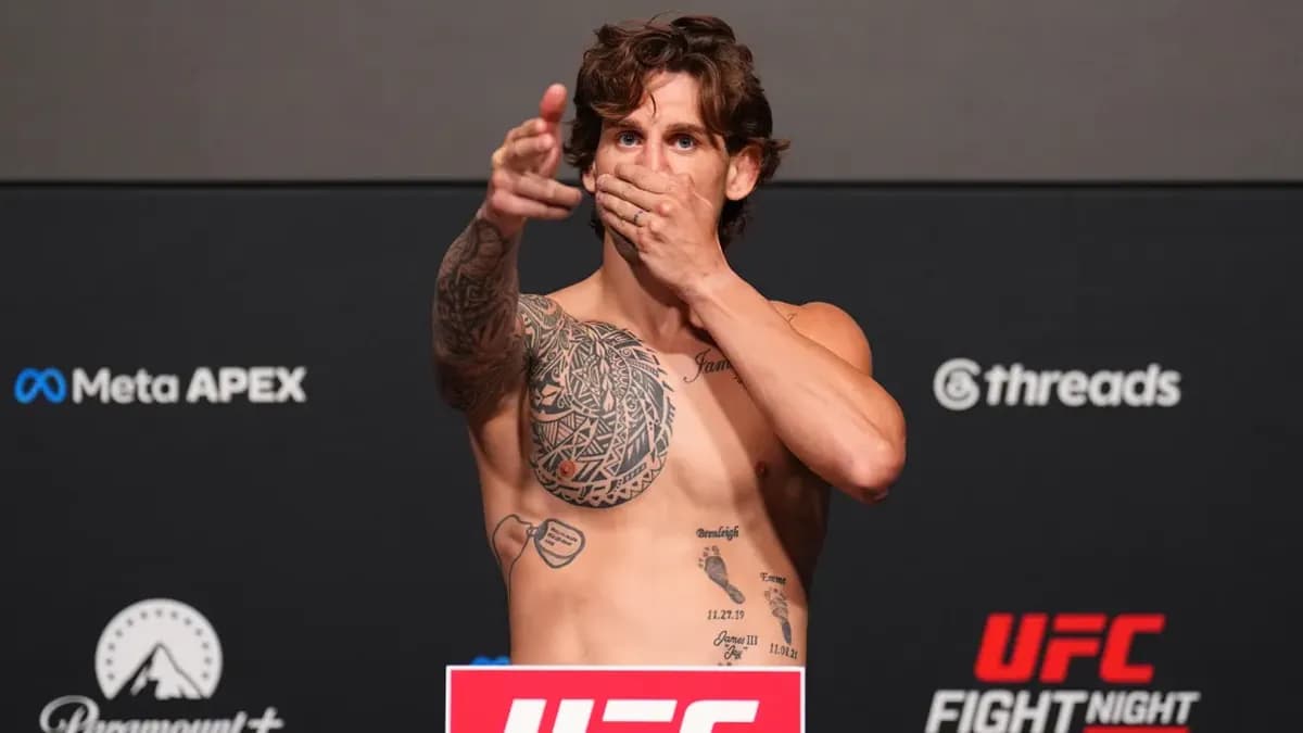 UFC Vegas 122 : Pesée explosive entre légers et moyens – Qui écrase la balance ? UFC Vegas 122 : Pesée explosive entre légers et moyens – Qui écrase la balance ?