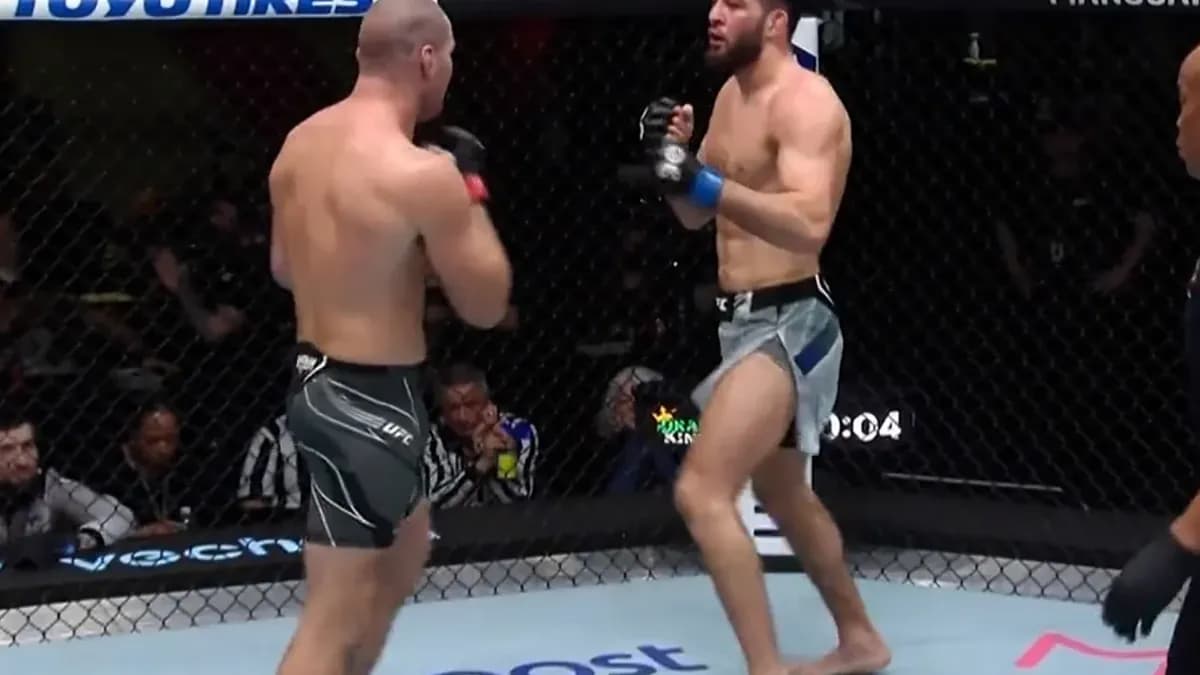 Strickland face à l’inégalité salariale : l’UFC sous pression après le soutien de son champion Strickland face à l’inégalité salariale : l’UFC sous pression après le soutien de son champion