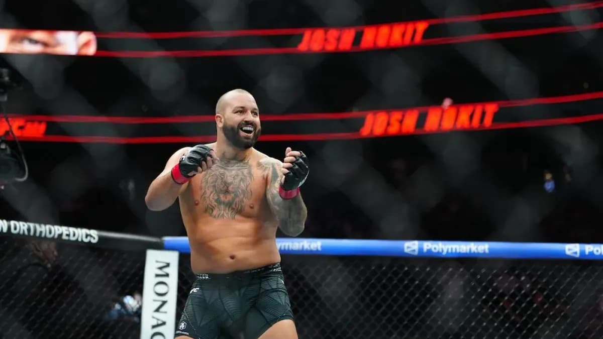 Bruce Buffer dénonce les provocations de Josh Hokit avant leur duel au MMA