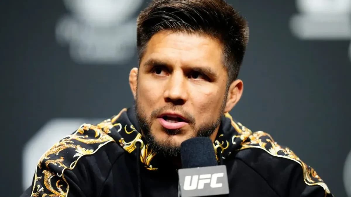 "Cejudo critique le parcours accéléré d'Alex Pereira : légitimité requise pour le titre UFC poids lourds"