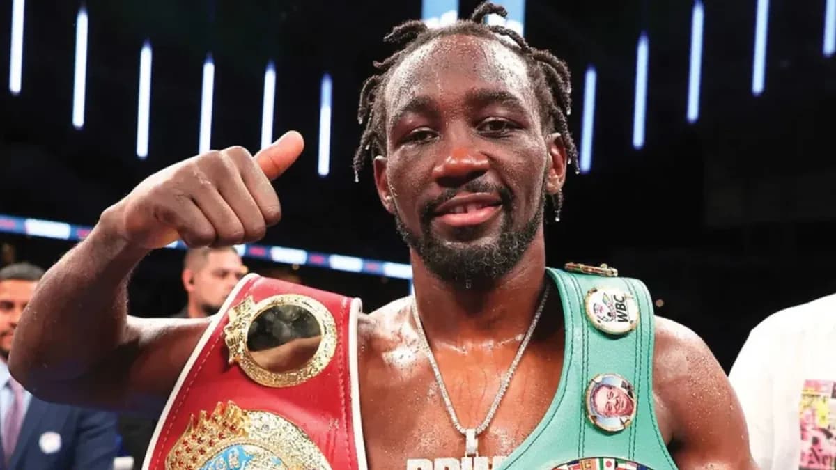 Terence Crawford vs Ilia Topuria : Quand la Boxe Ignore les Rêves de Crossover du MMA