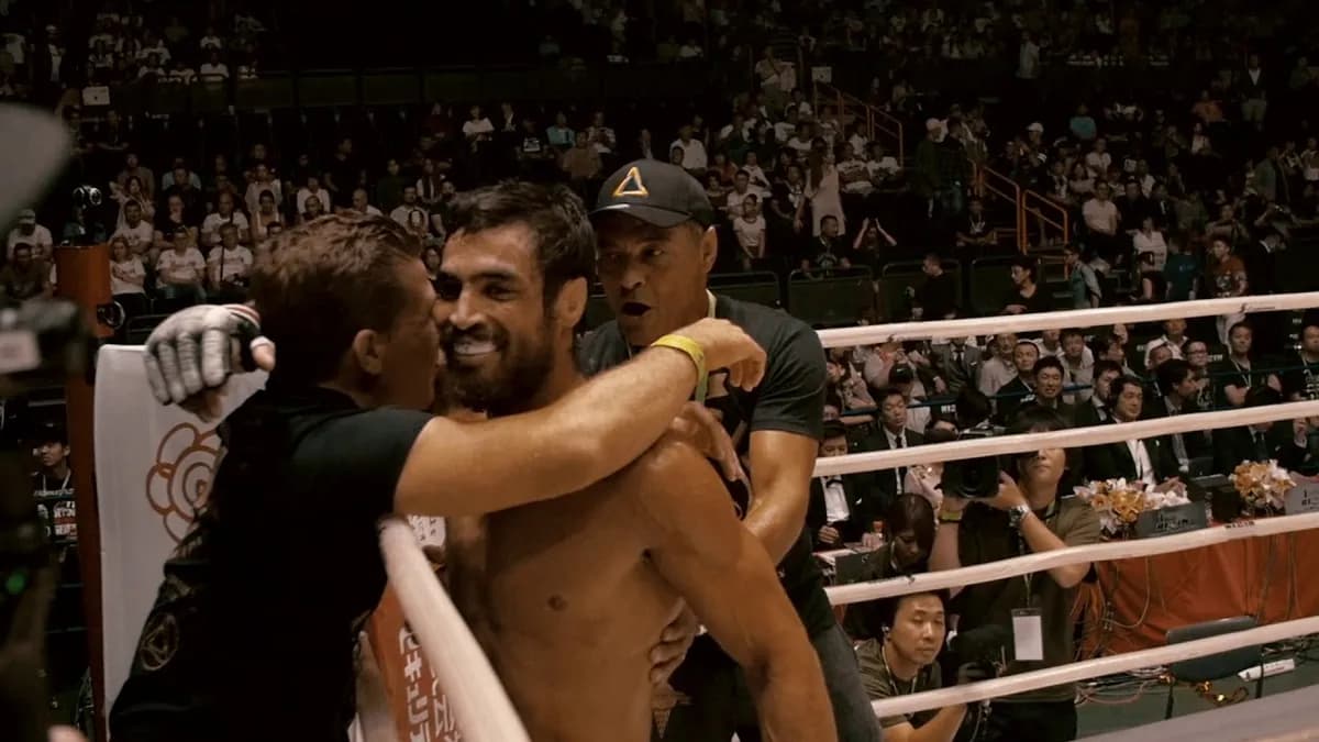 Kron Gracie dénonce le mépris du grappling au MMA : "Tirer la garde, c'est un suicide professionnel"